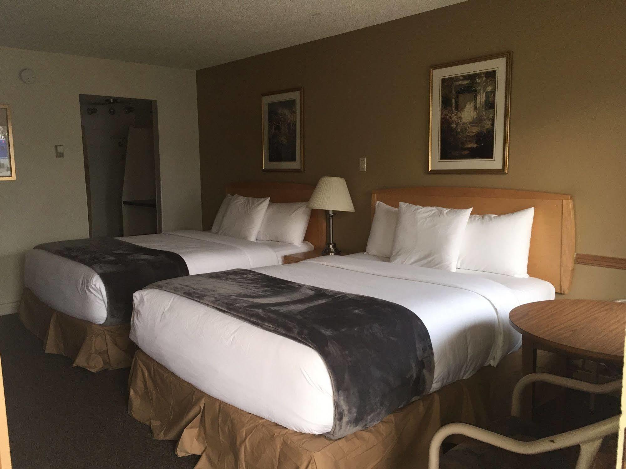 Eastglen Inn Edmonton Luaran gambar